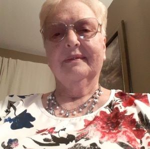 Meet your Posher, Janet